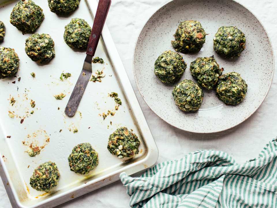 photo by Izy Hossack