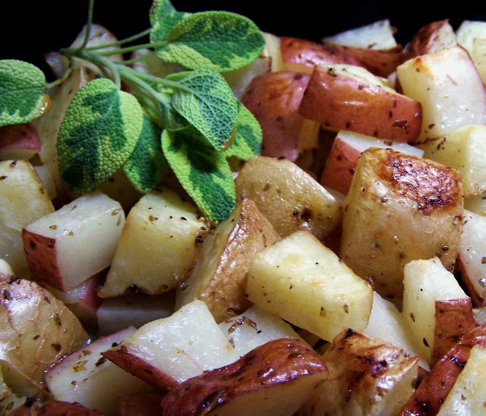 Paros Island Patates Riganates (Potatoes W/ Fresh Oregano) Recipe ...