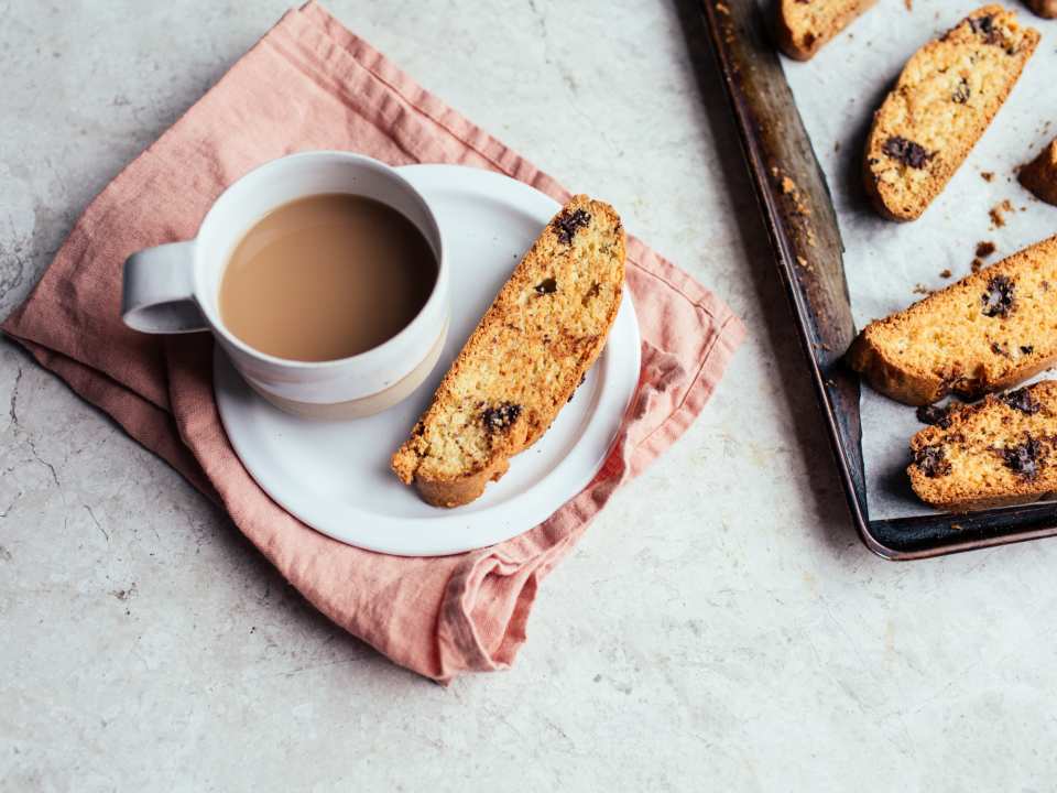 photo by Izy Hossack