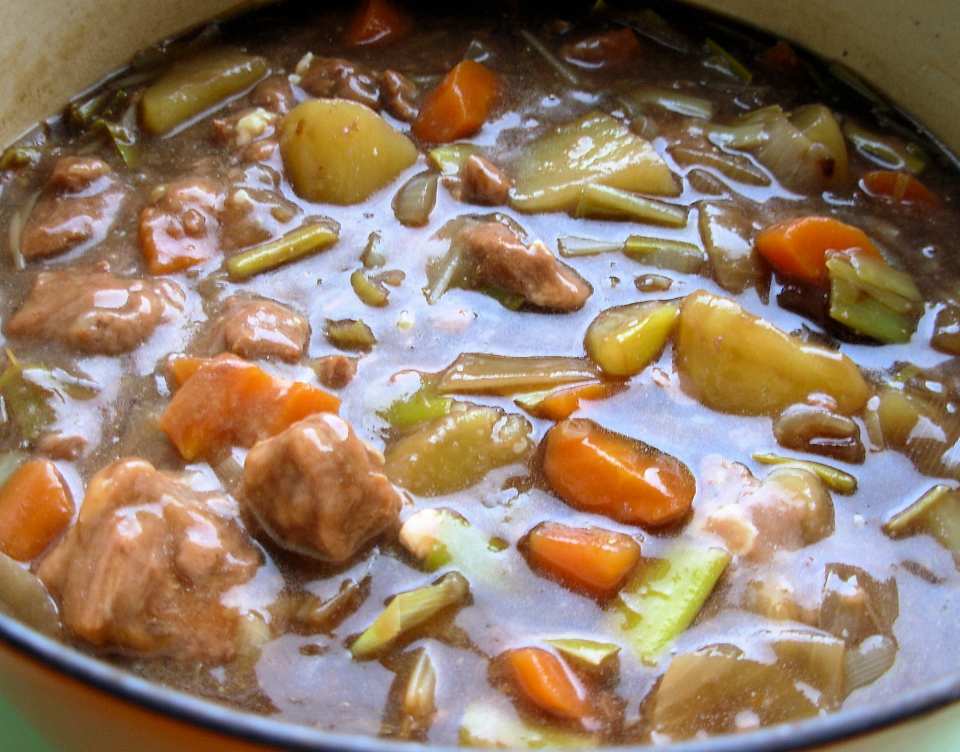English Beef Stew and Dumplings Recipe - Food.com