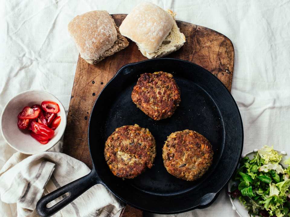 photo by Izy Hossack