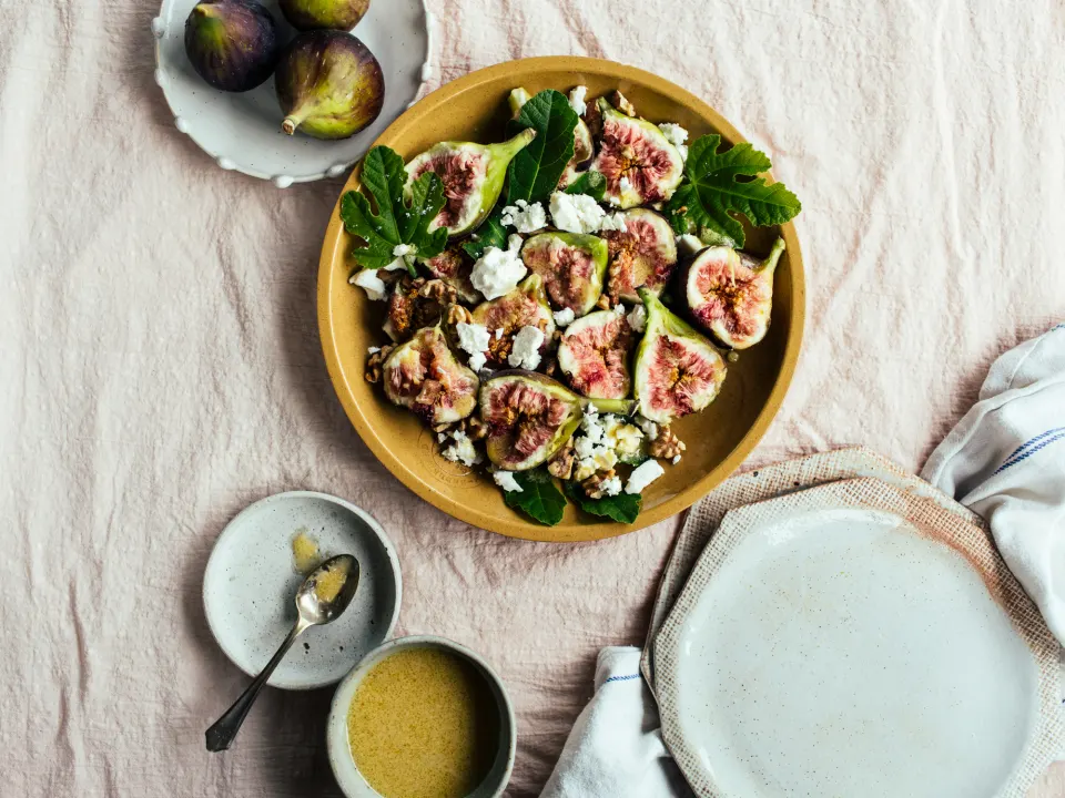 photo by Izy Hossack