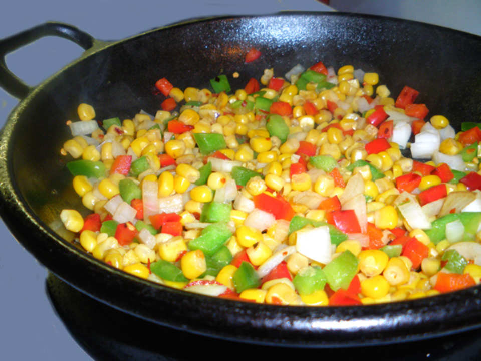 Southwestern Corn and Peppers Recipe - Food.com