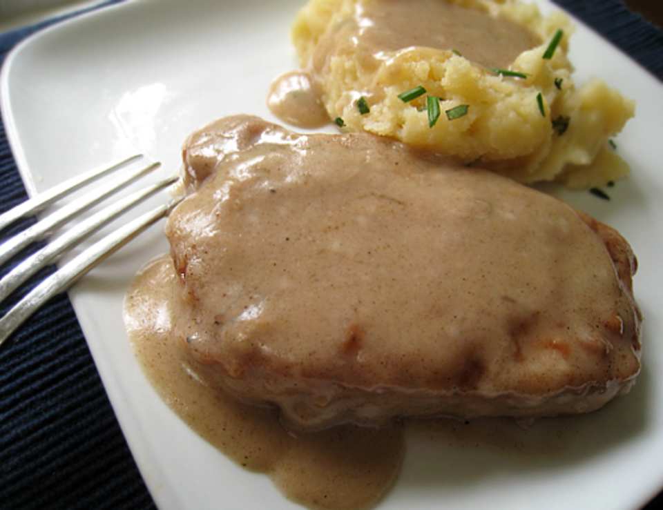 photo by Caroline Cooks