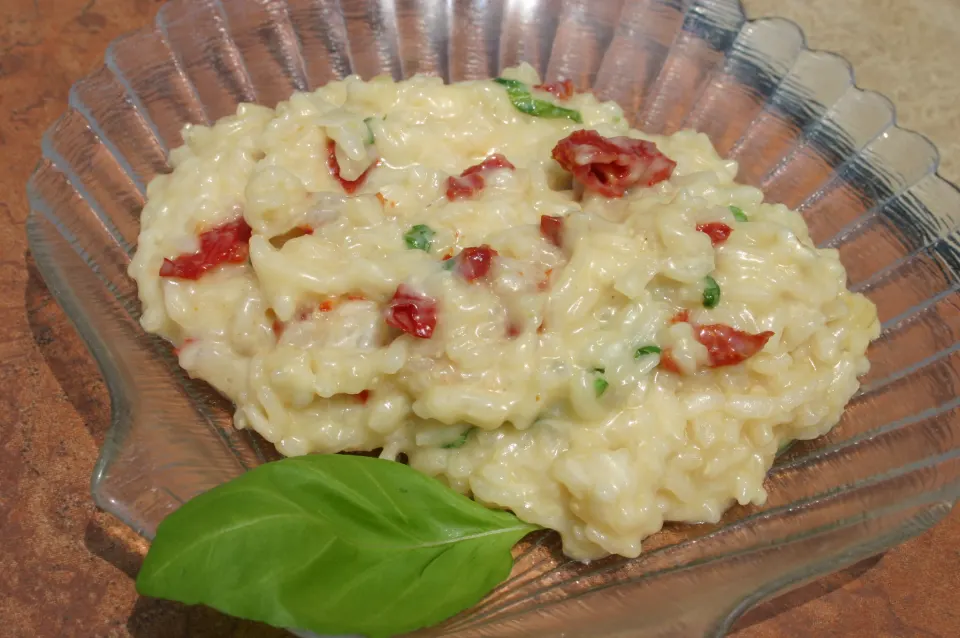 Sun-Dried Tomato Risotto With Mozzarella Recipe - Food.com