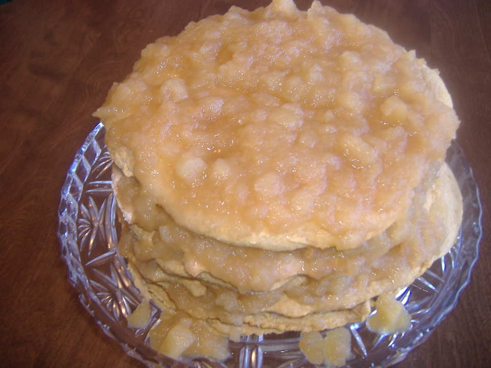 Great Grandma Effie's Old Fashioned Stack Cake Recipe - Food.com