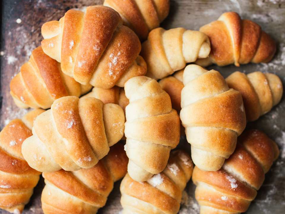 photo by Izy Hossack