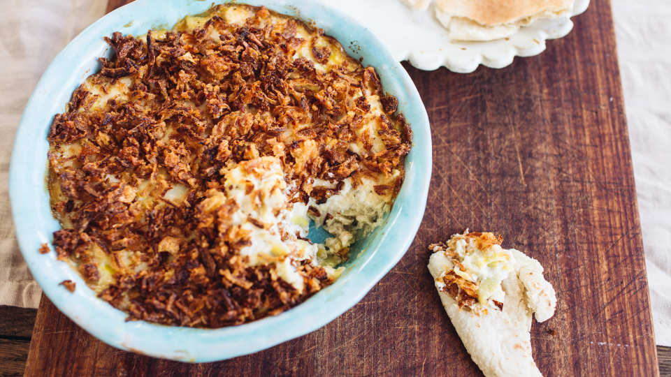 photo by Izy Hossack