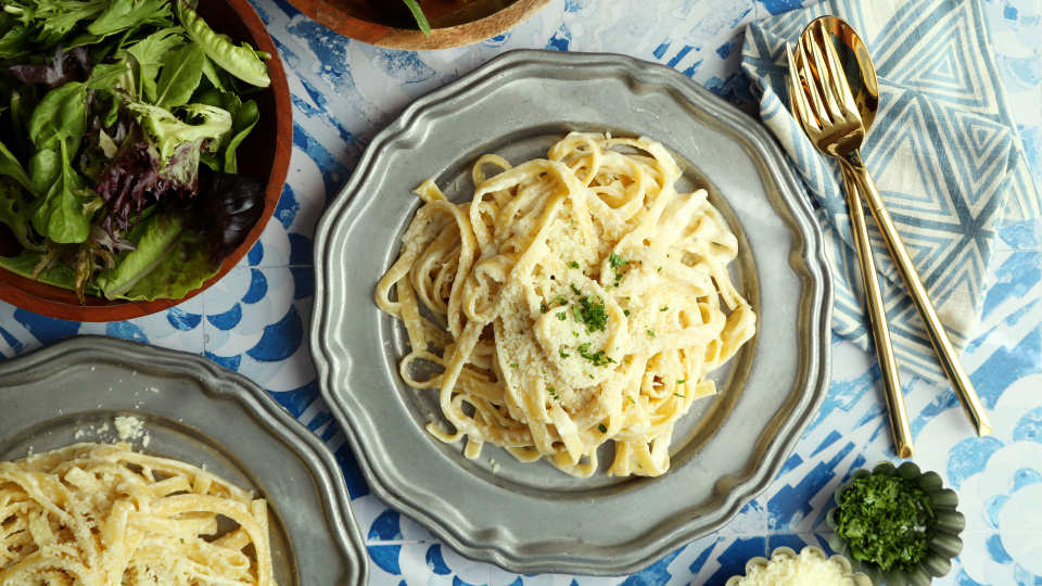 Classic Fettuccine Alfredo