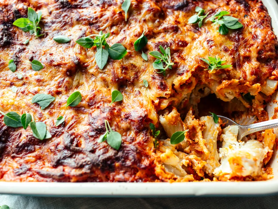 photo by Izy Hossack