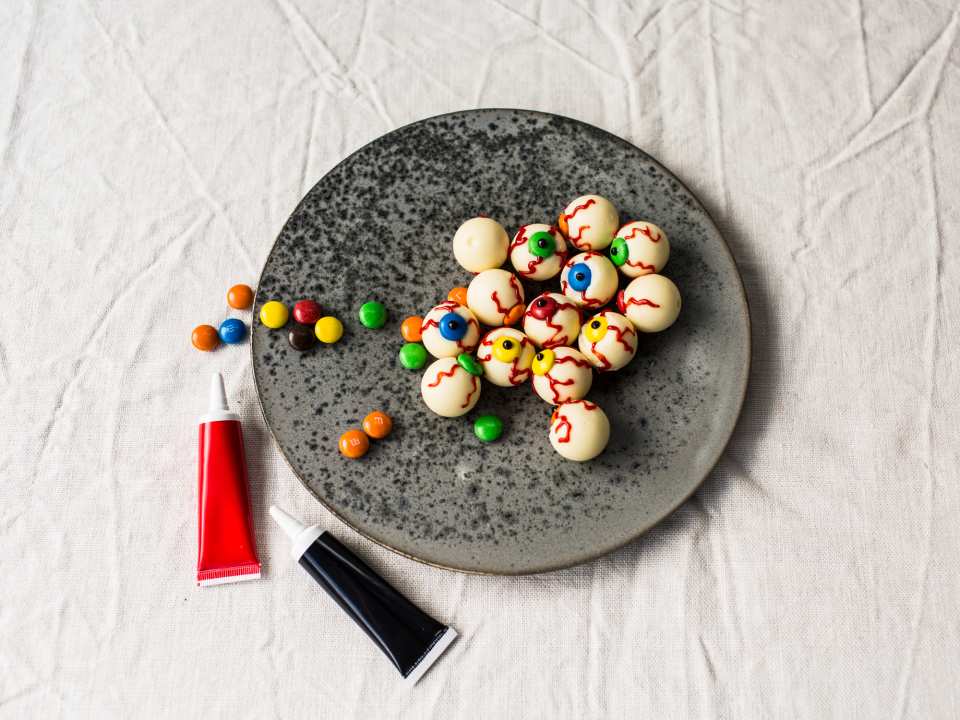 photo by Izy Hossack