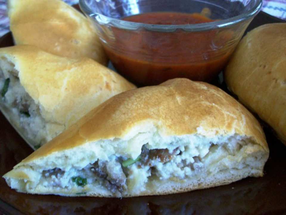 Easy Refrigerator Biscuit Calzones Recipe - Food.com