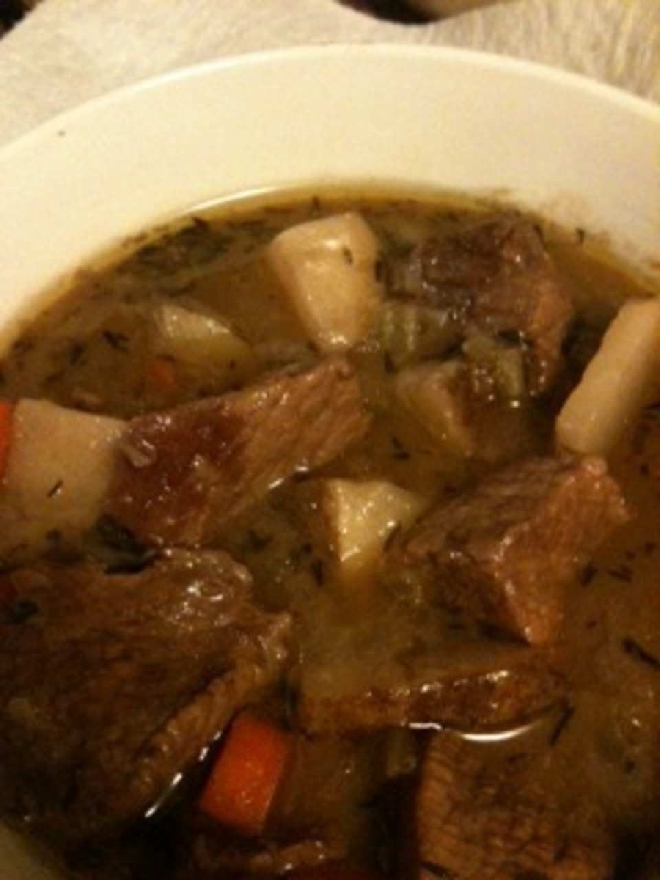 Slow-Cooker Basic Beef Stew Recipe - Food.com