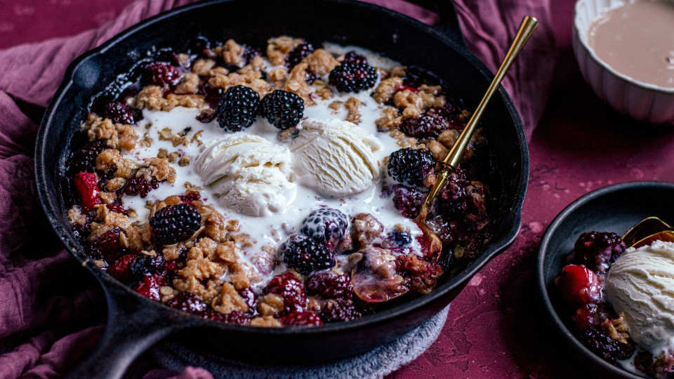 Berry Delicious Rhubarb Crisp Recipe