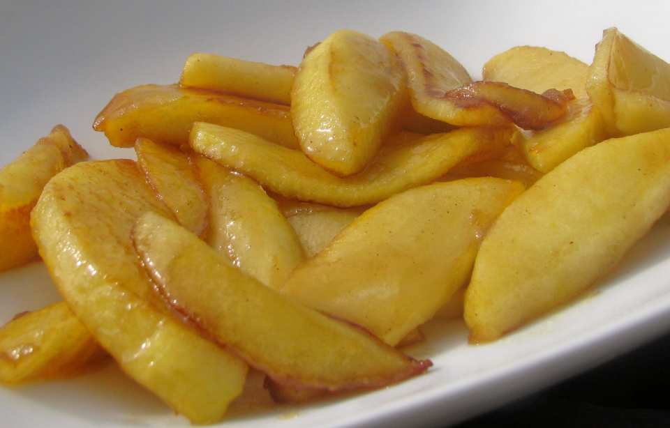 Simply Fried Apples Recipe - Food.com