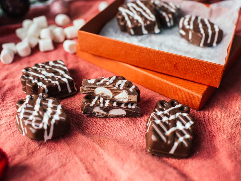 photo by Izy Hossack