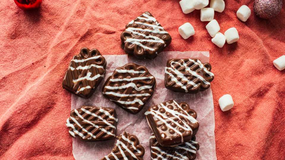 photo by Izy Hossack