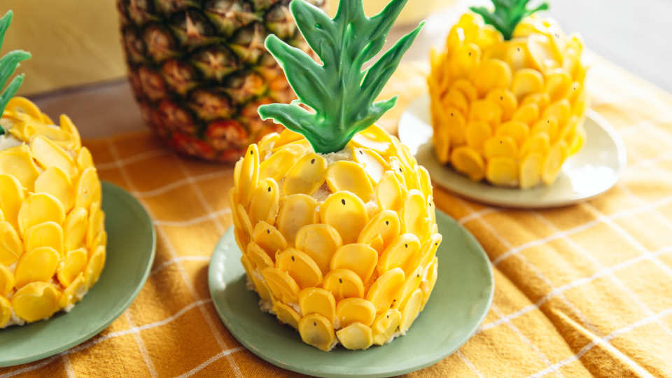 photo by Izy Hossack