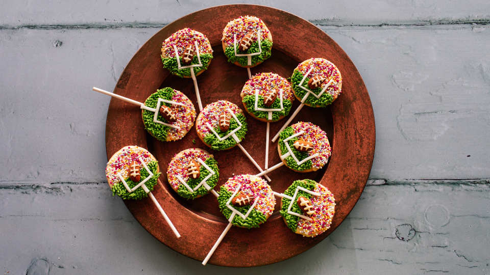 photo by Izy Hossack