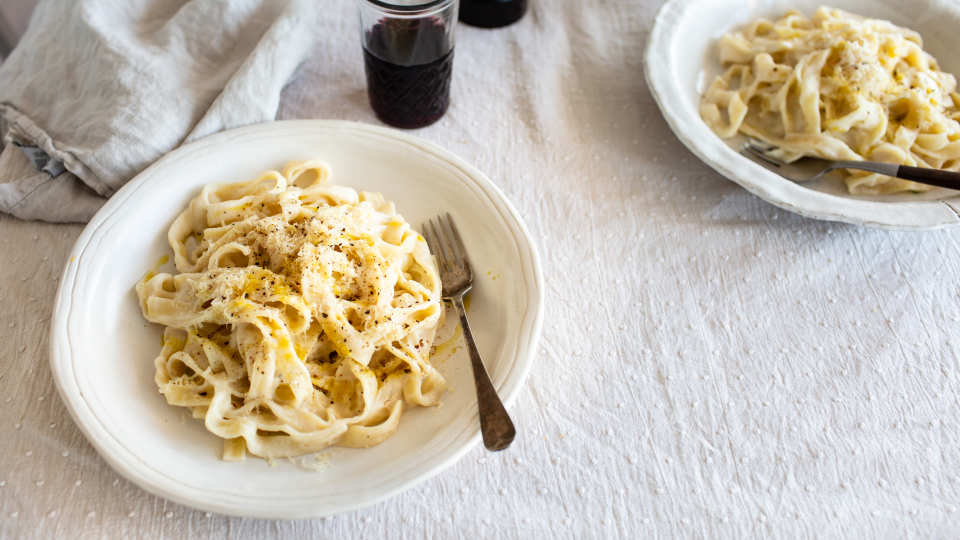 photo by Izy Hossack