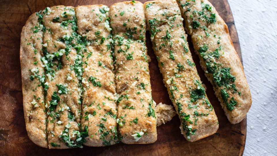 photo by Izy Hossack