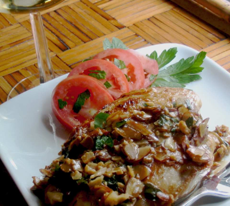 photo by Caroline Cooks