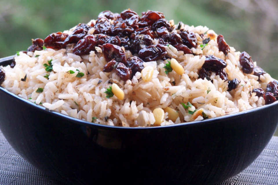 Herbed Rice With Currants in Olive Oil and Balsamic Vinegar Recipe ...