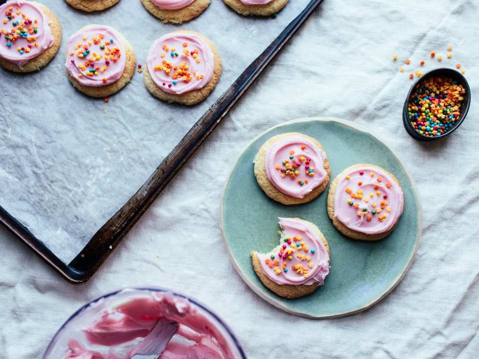 photo by Izy Hossack