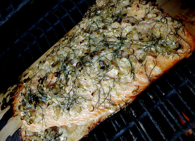 How to Cook Cedar Plank Salmon on a Gas Grill: Easy, Flavorful Steps