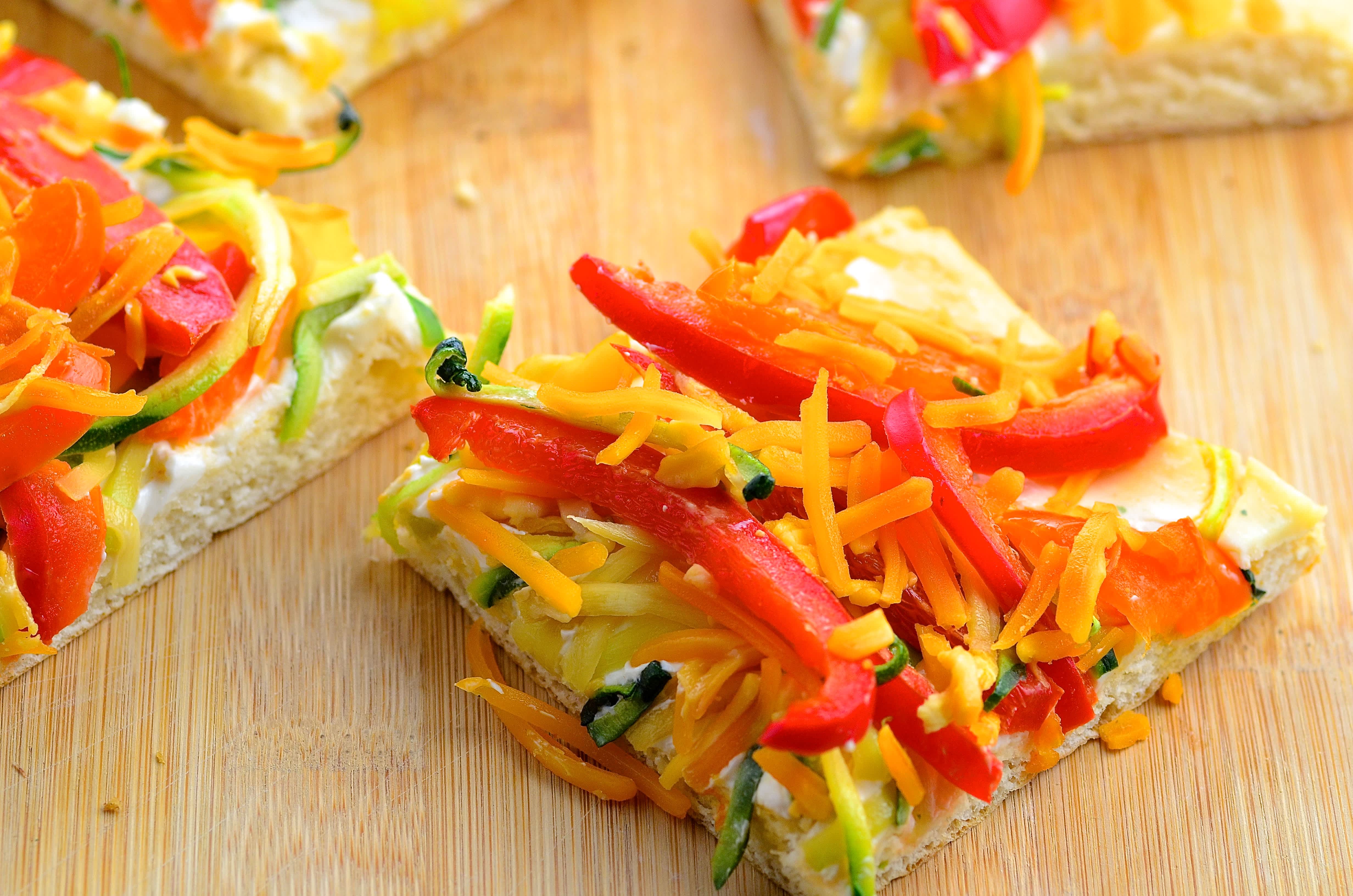 veggie pizza with cream cheese and ranch dressing Crescent Roll Veggie Pizza