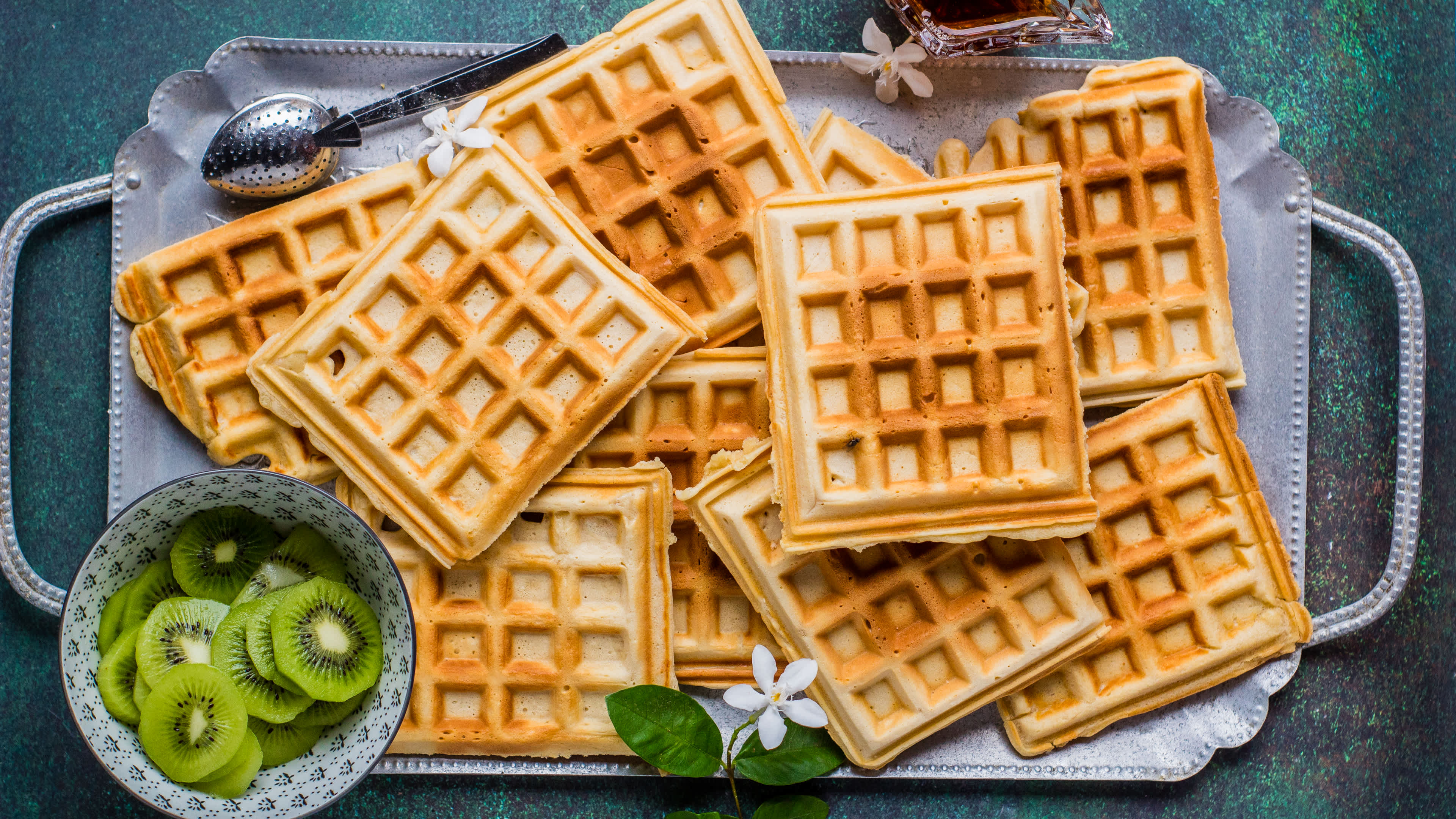 How to Make Waffles Without Vegetable Oil: Easy & Healthy Tips