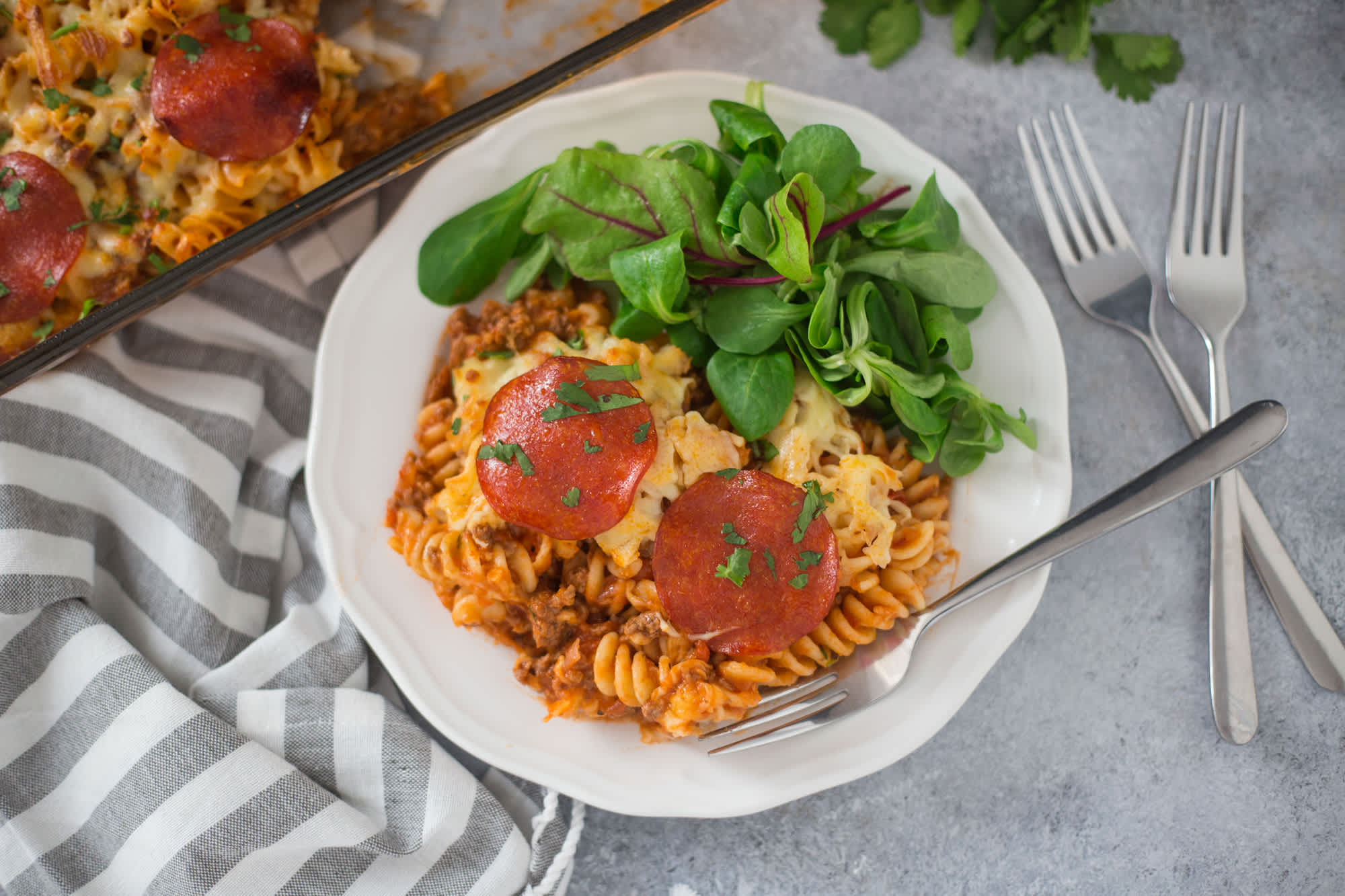 Fast and Easy Pizza Pasta - Graceful Little Honey Bee