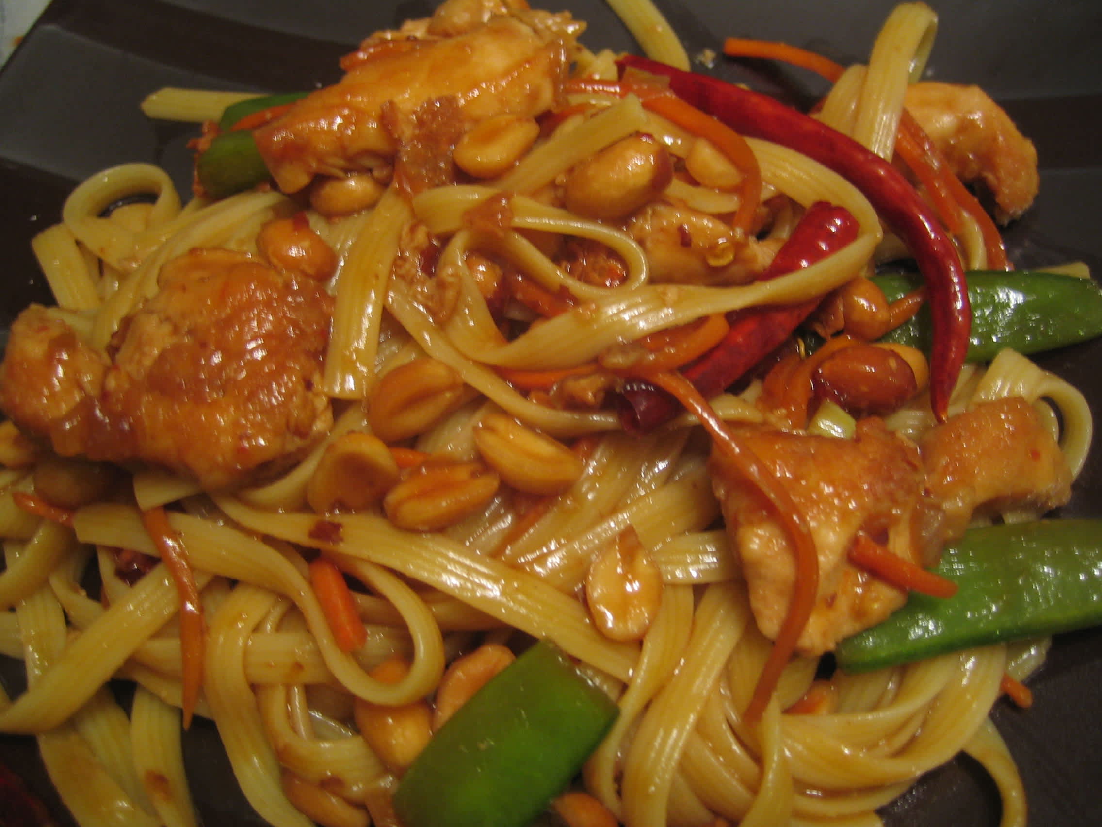 California Pizza Kitchens Kung Pao Spaghetti Recipe - Food.com