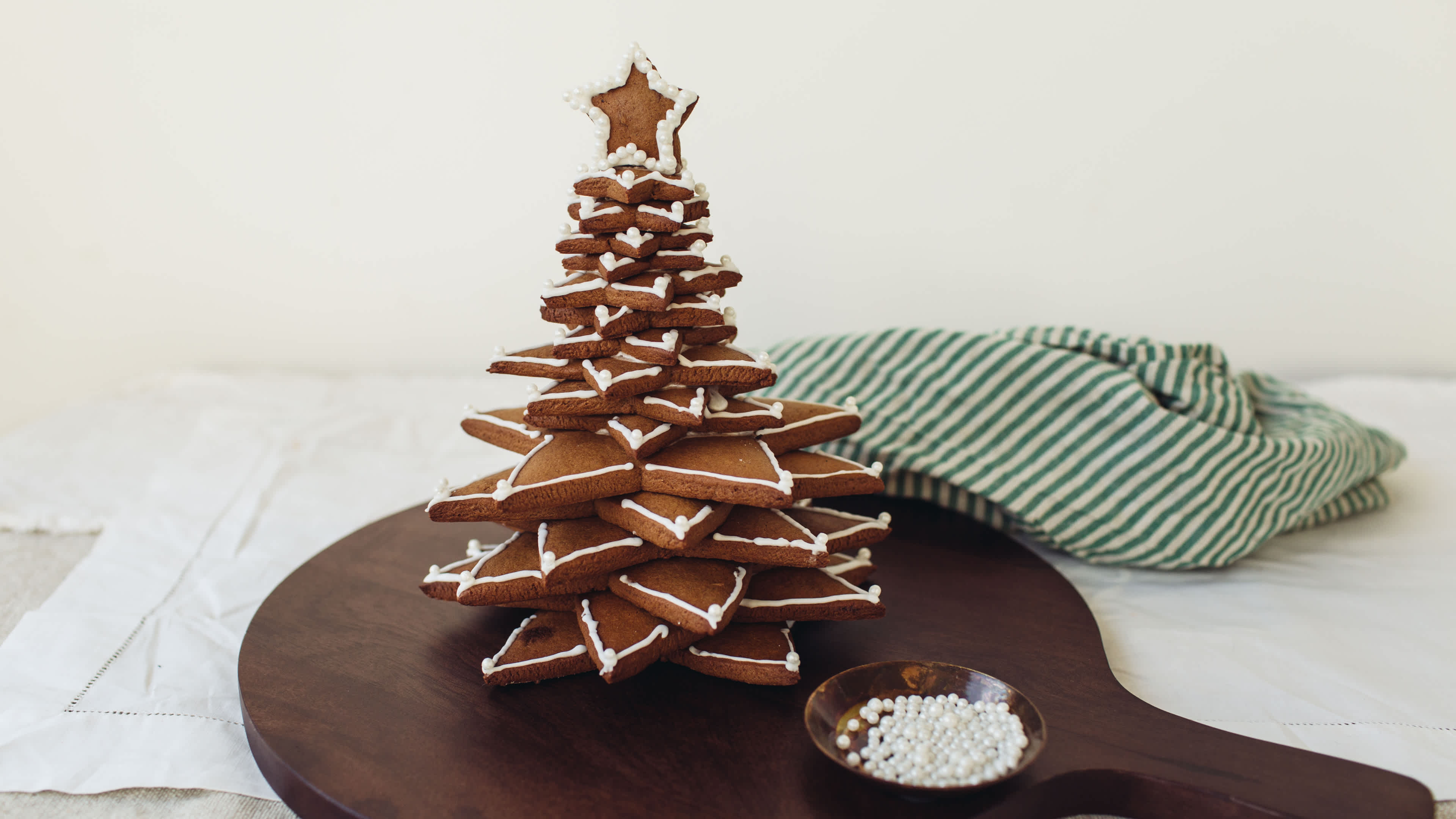 Gingerbread Christmas Tree Recipe - Food.com