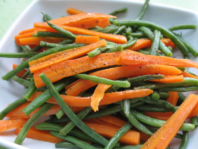 Easy Buttered Green Beans and Carrot Sticks Recipe - Food.com