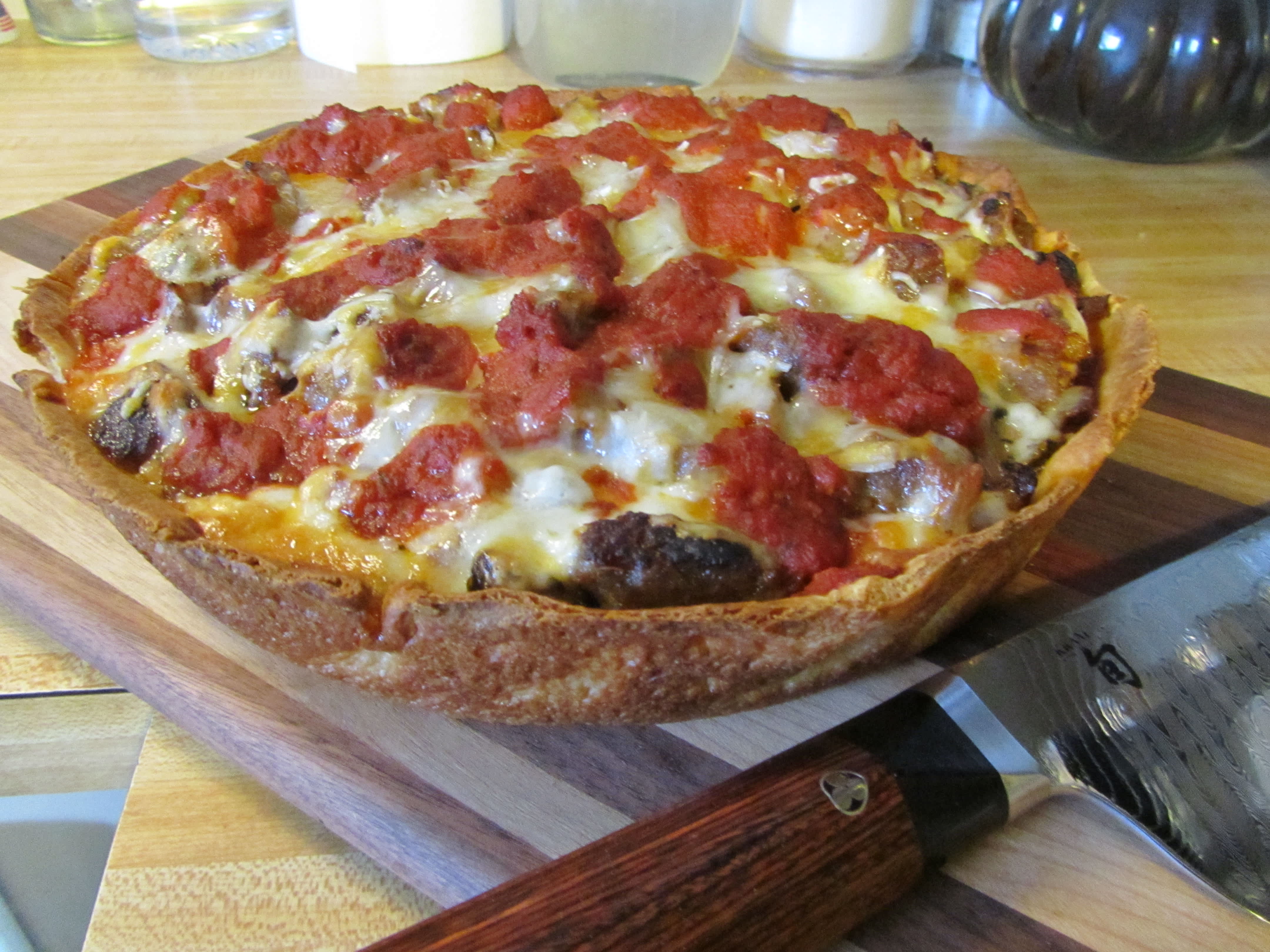 chicago-style-deep-dish-pizza-recipe-food