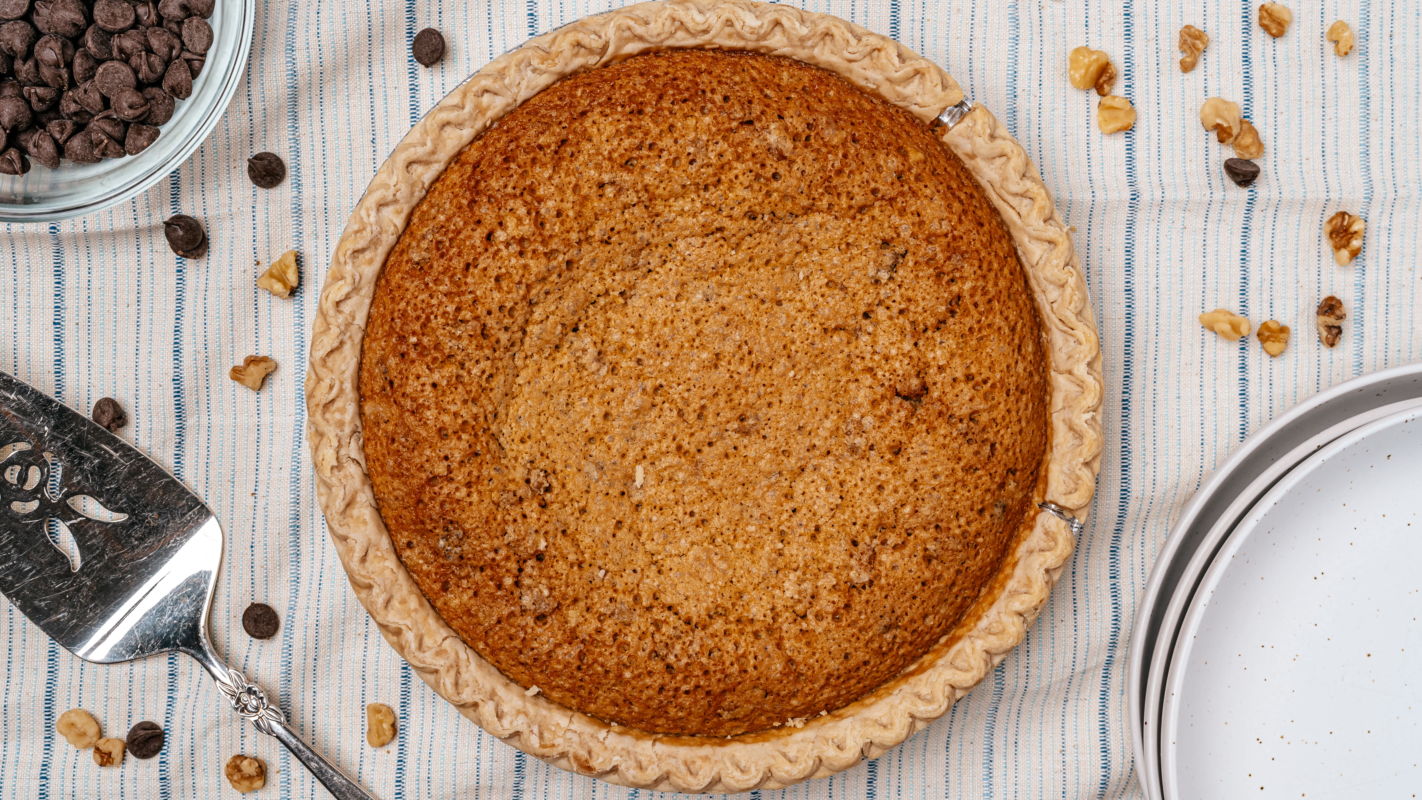 Nestle' Toll House Walnut Pie (Aka Black Cat Pie) Recipe - Food.com