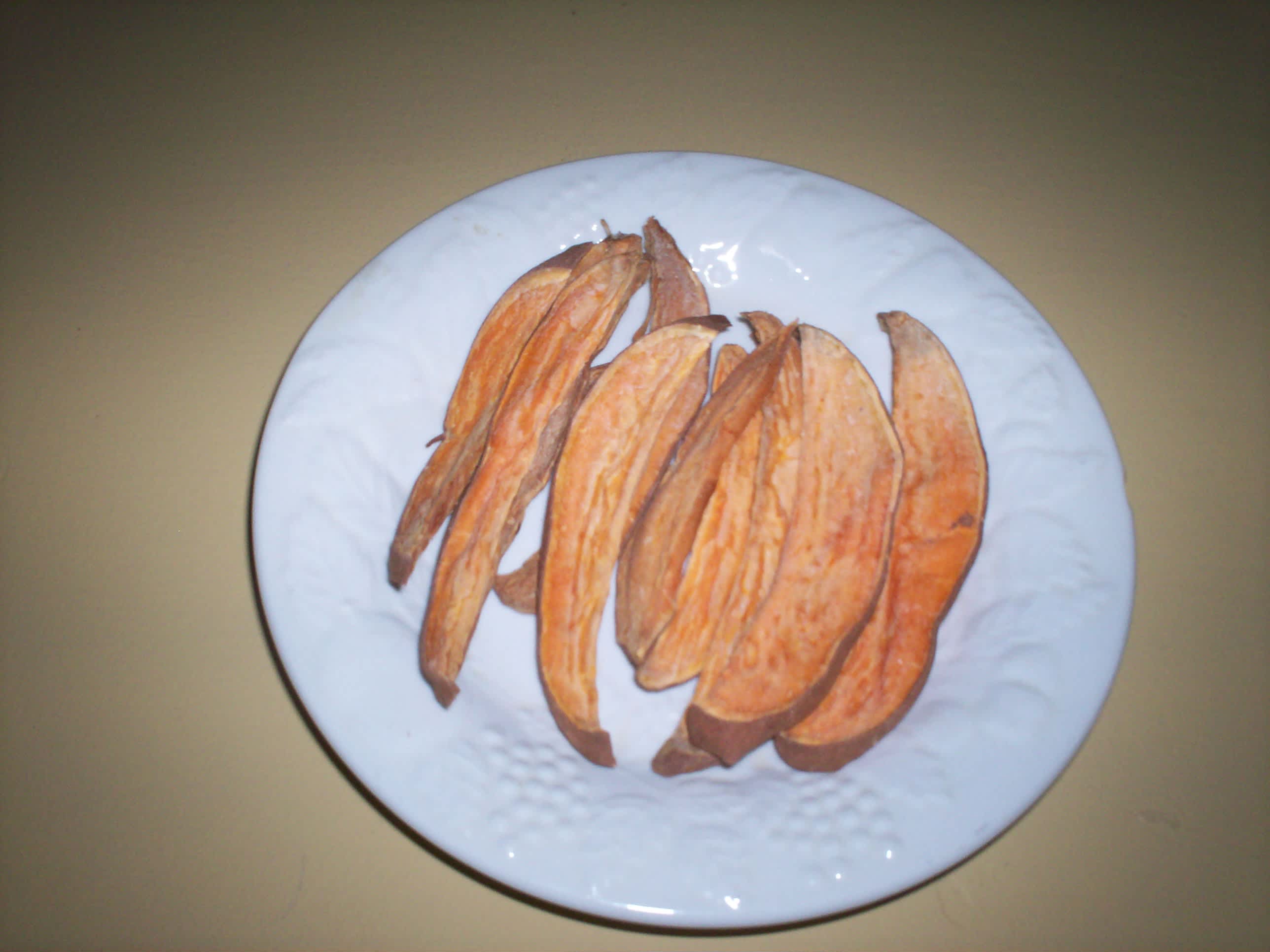 How to Make Sweet Potato Chips for Dogs: Healthy Treats
