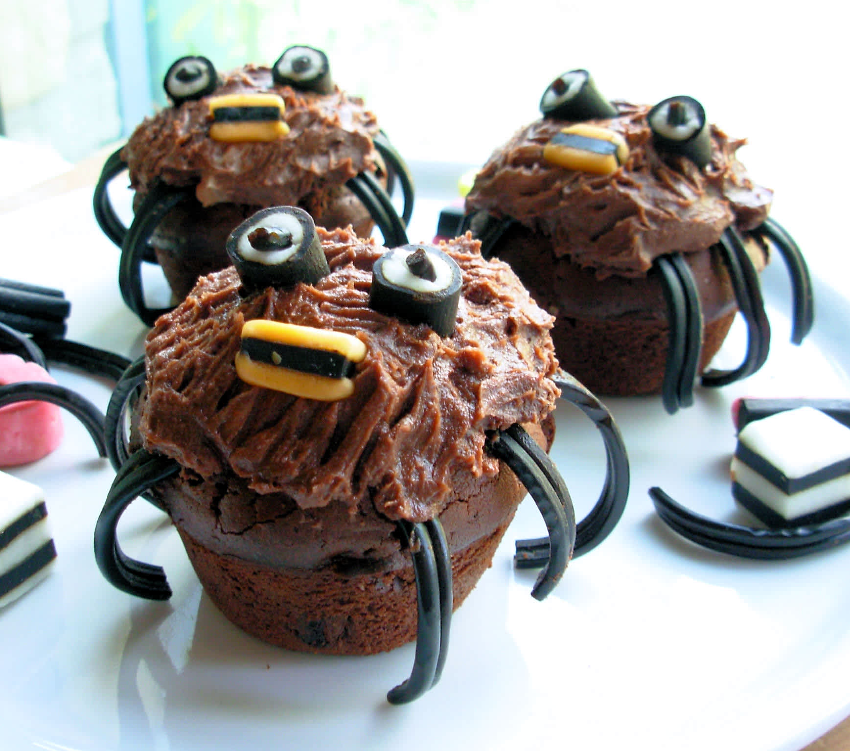 Spooky Spider Cupcakes/Muffins for a Howling Halloween! Recipe - Food.com