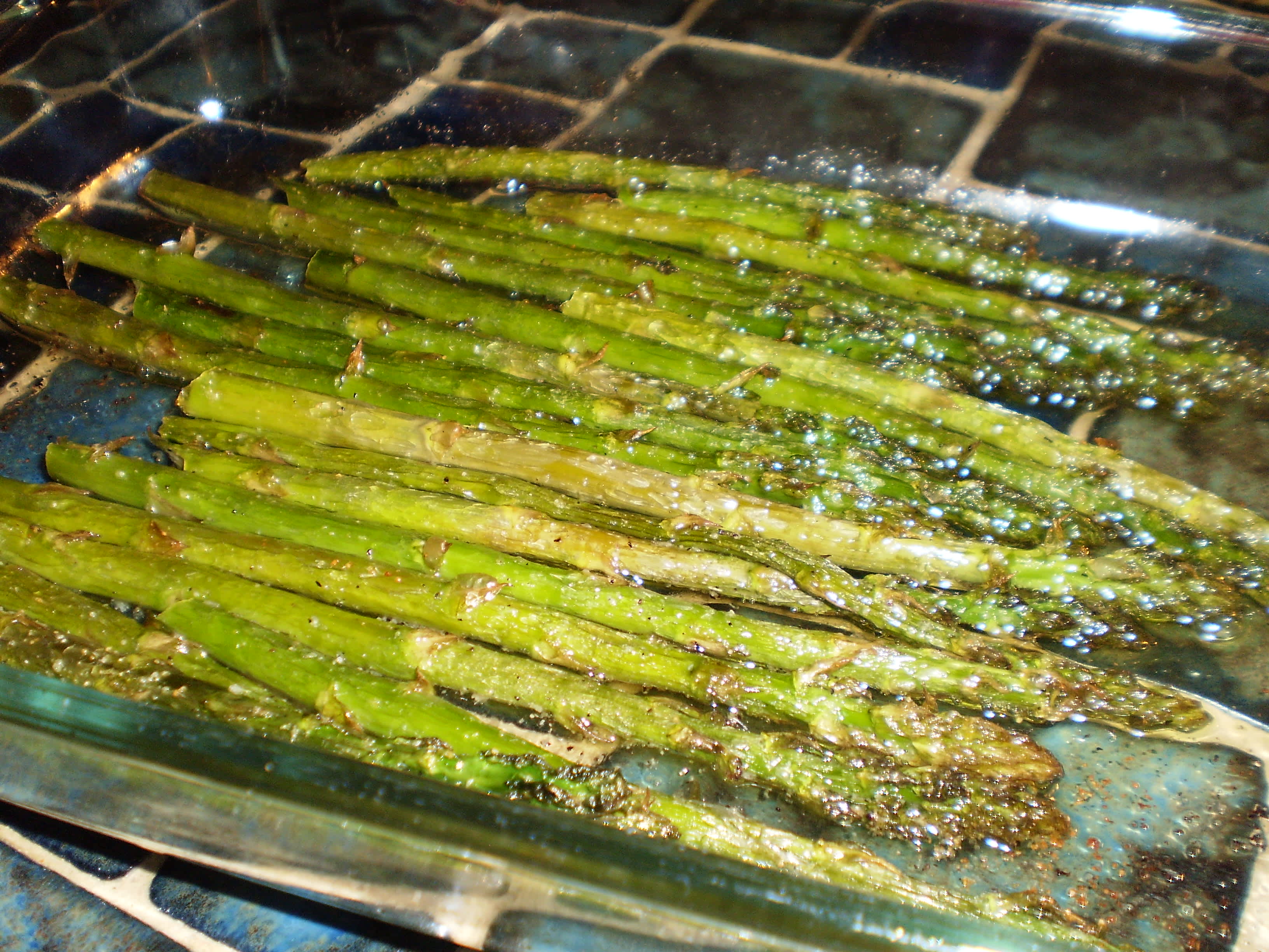 Olive Oil and Garlic Broiled Asparagus Recipe - Food.com