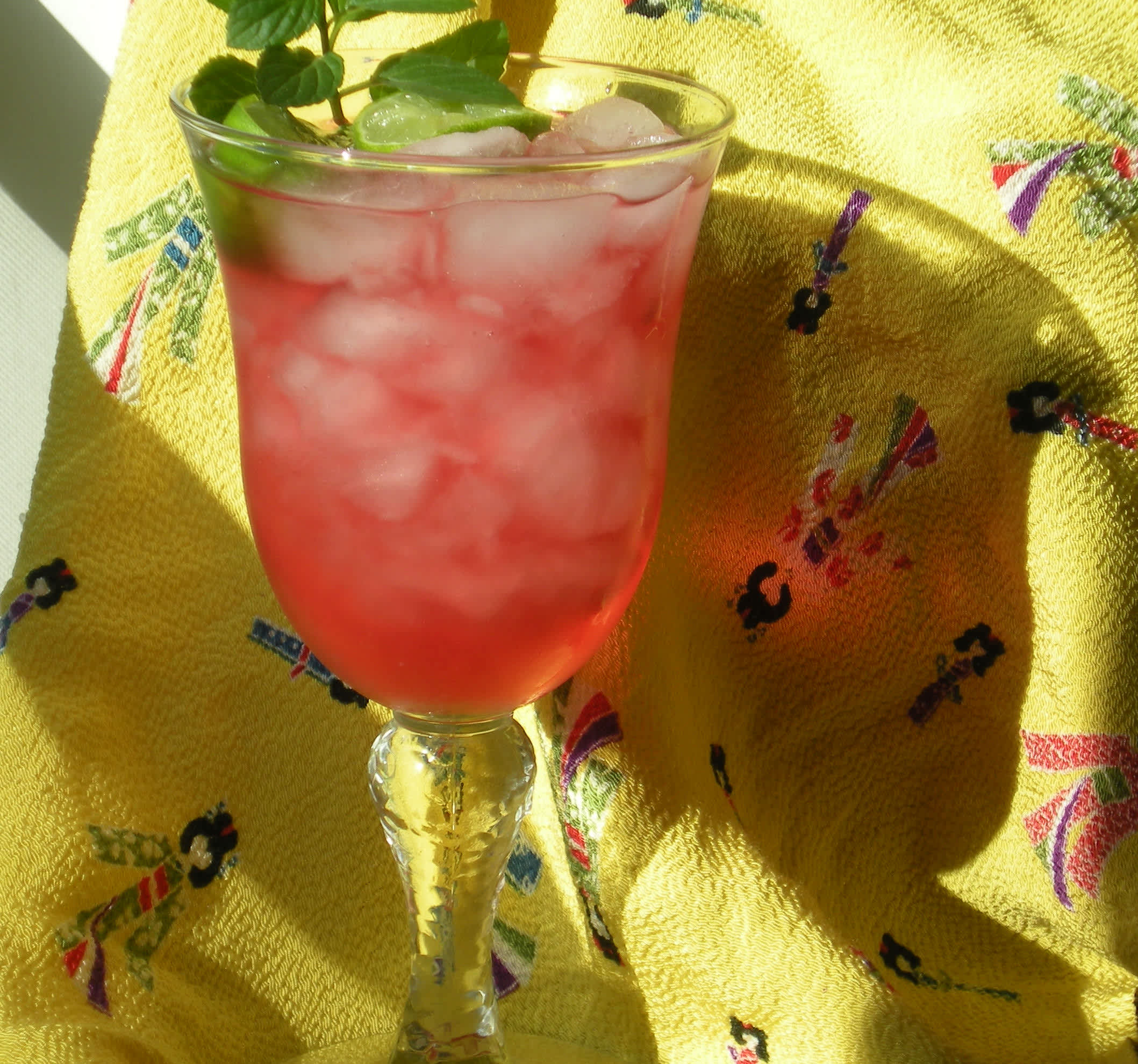 Rangoon Ruby Cocktail Recipe - Food.com