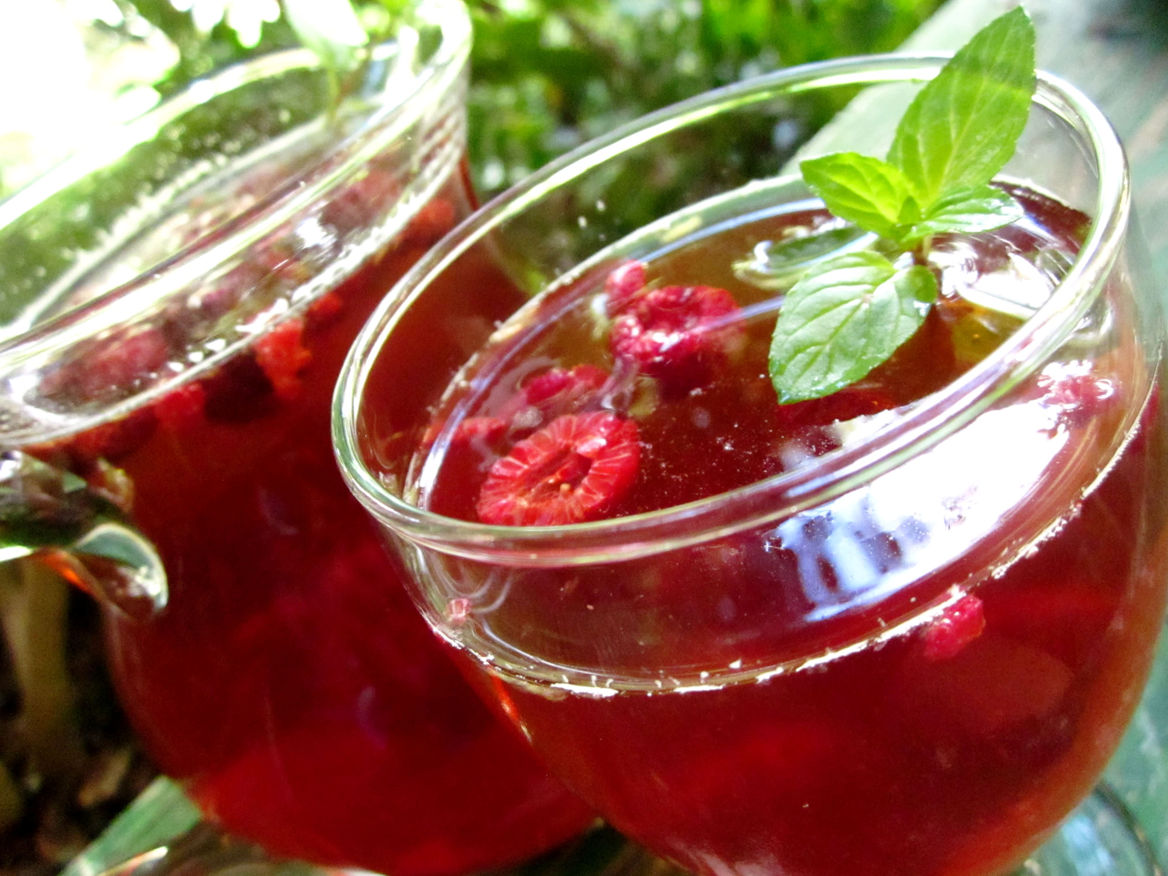Summertime Raspberry Peach Iced Tea Recipe - Food.com