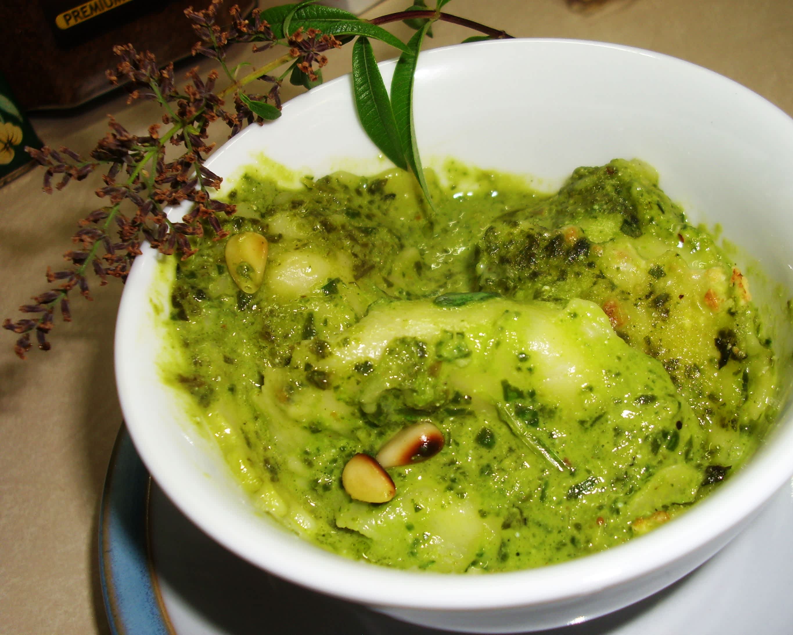 Cheese Ravoli With Pesto Recipe - Food.com