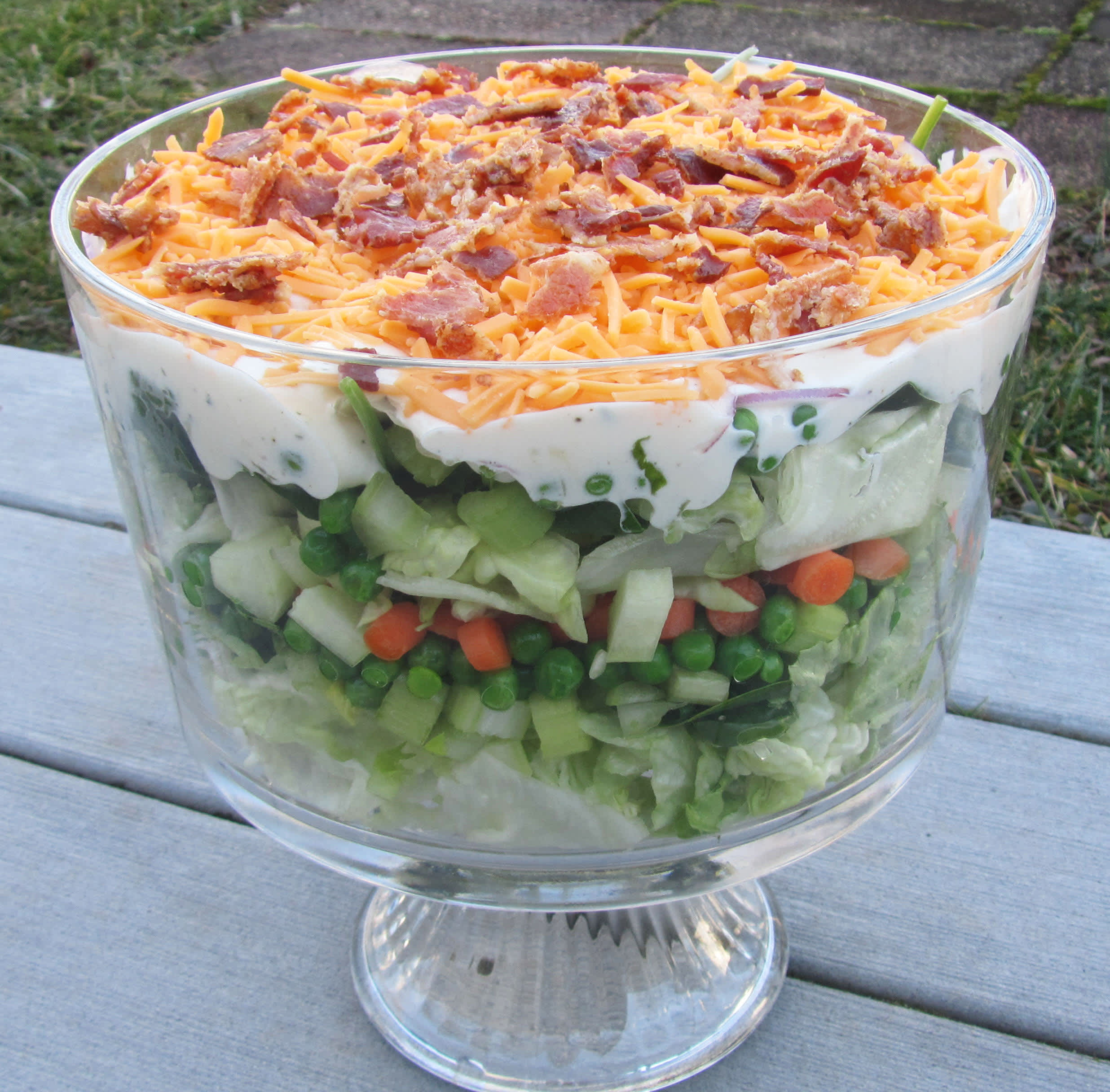 layered lettuce salad with ranch dressing Yummier Layer #RSC miracle whip original 7 layer salad