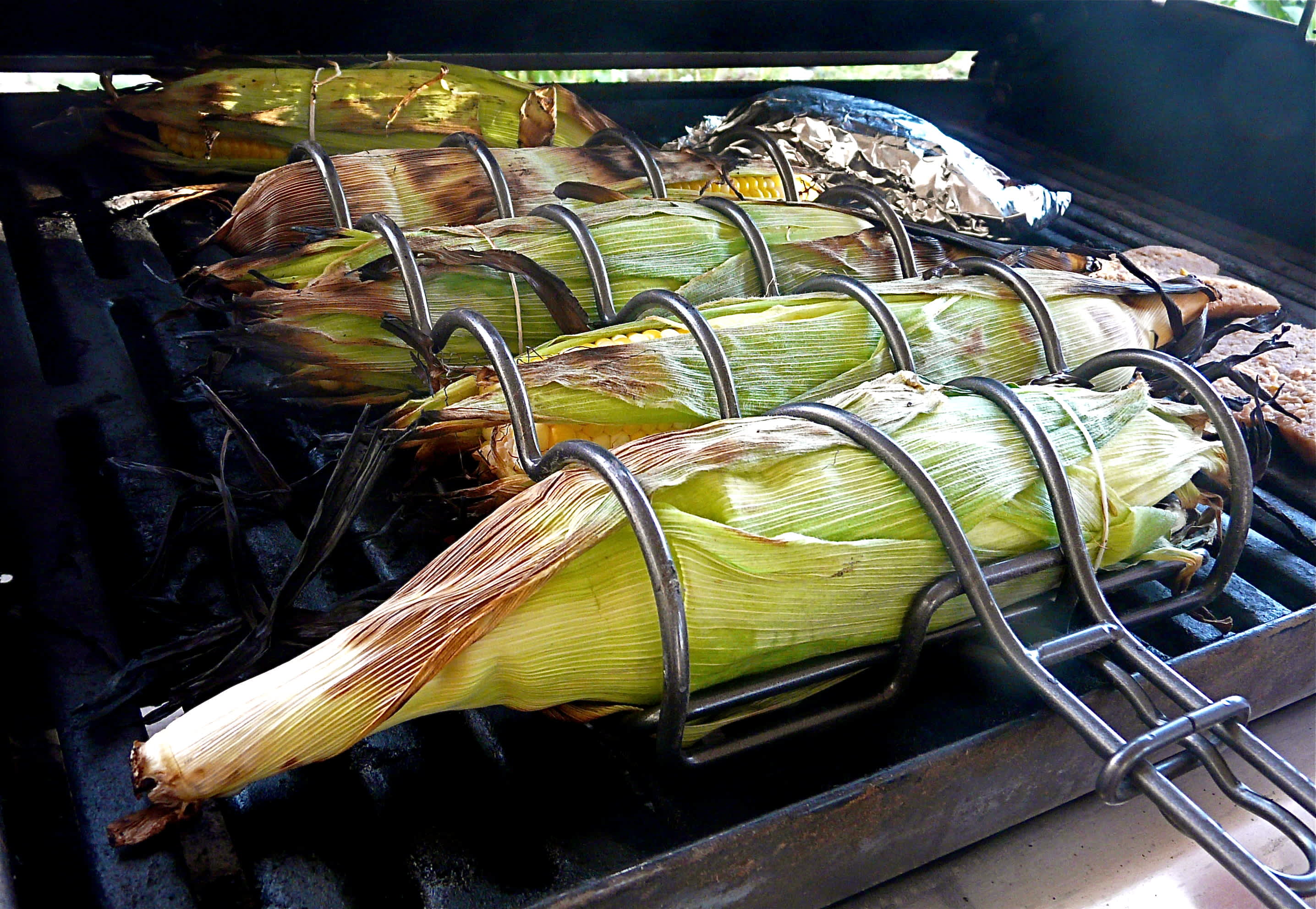 How to Grill Corn In the Husk - Food.com