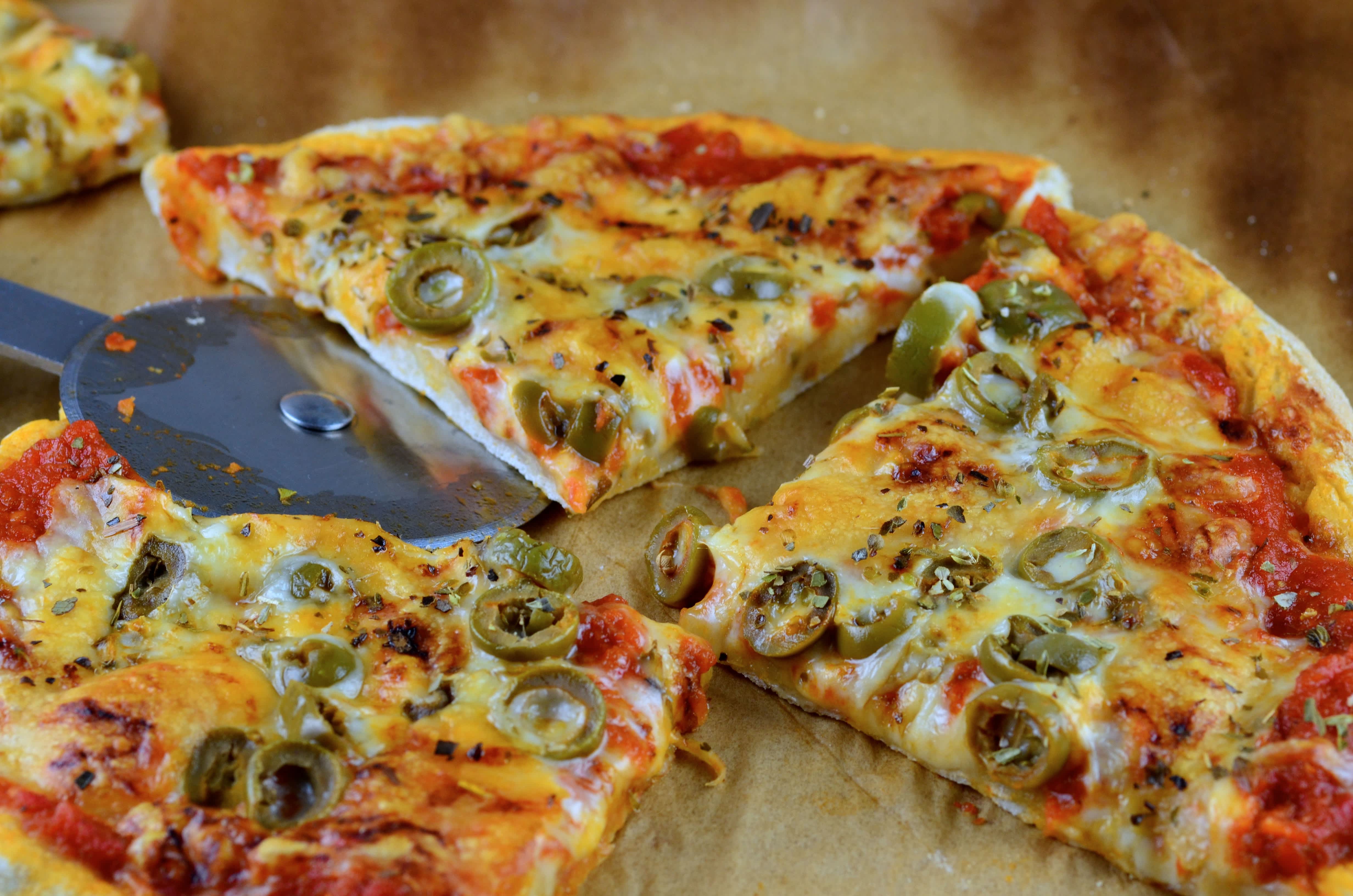 Thin Pizza Crust Recipe - Food.com