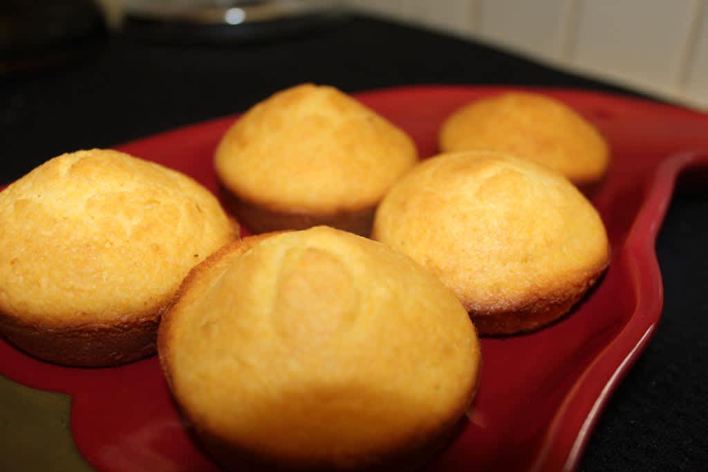 Simple Cornbread Muffins Recipe - Food.com