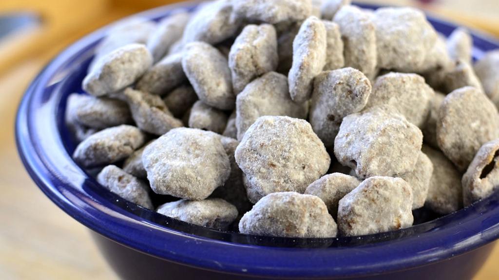 puppy dog chow recipe