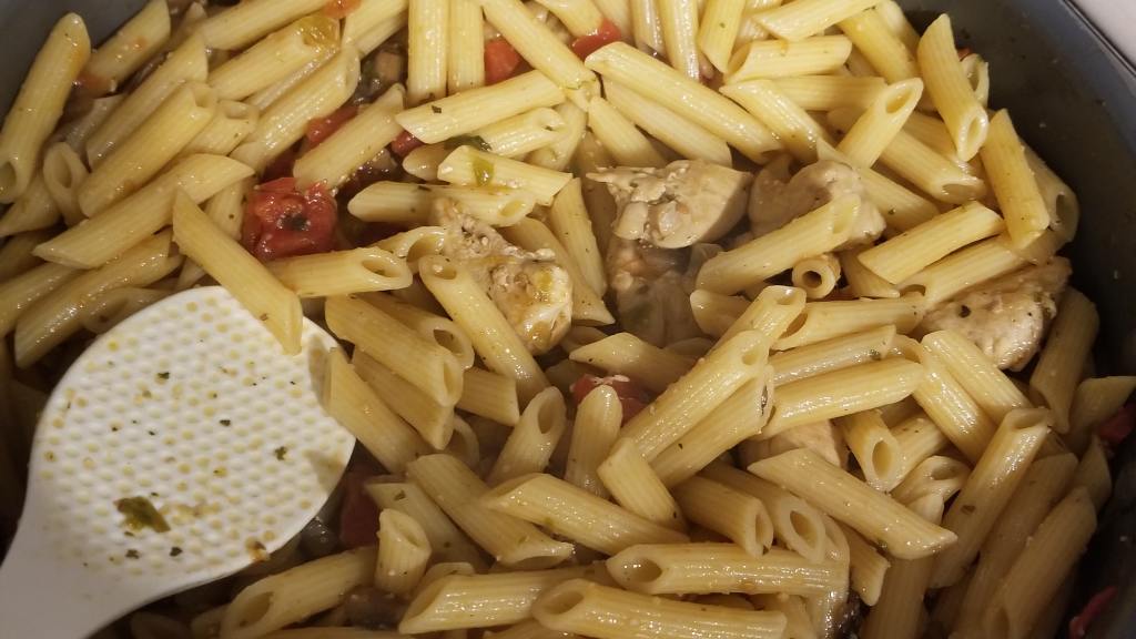Chicken and Pasta in White Wine Garlic Sauce Recipe