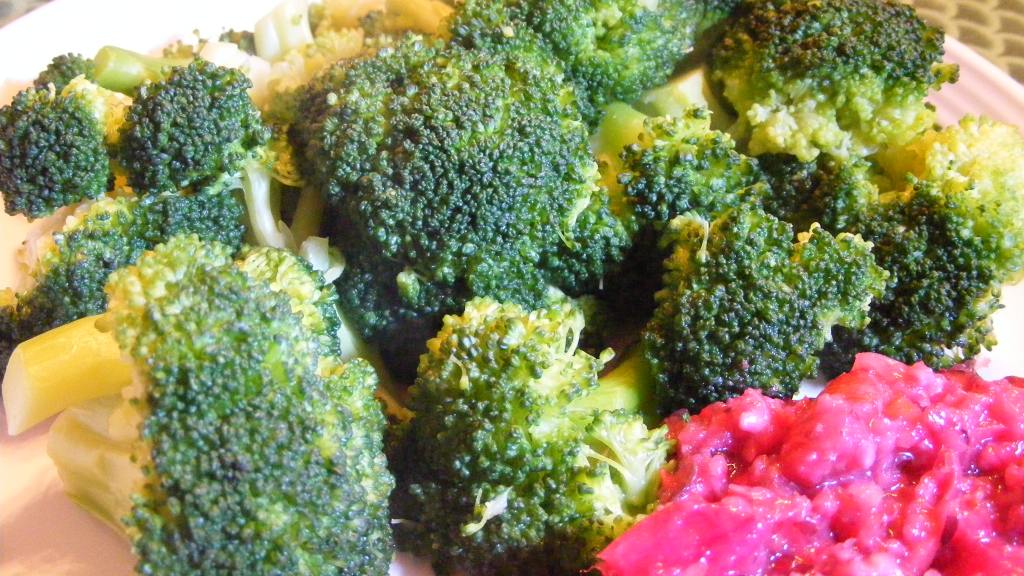 Broccoli With Garlic and Soy Sauce Recipe